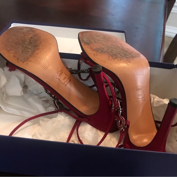 Stuart Weitzman - Picture 8 of 8